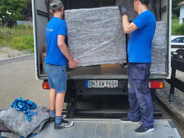 Mitarbeiter TMT Umzüge